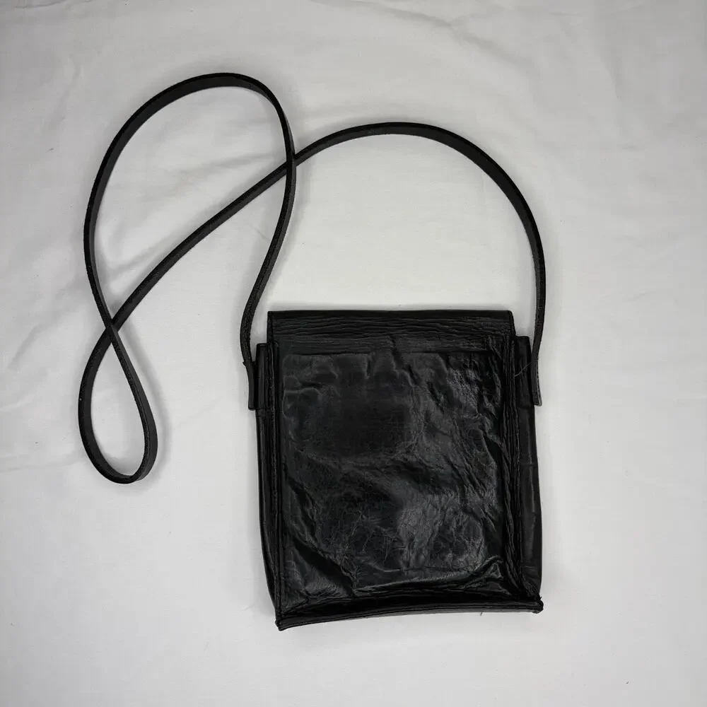 Banana Republic Vintage Black Leather Crossbody square Bag Small, retro, classic